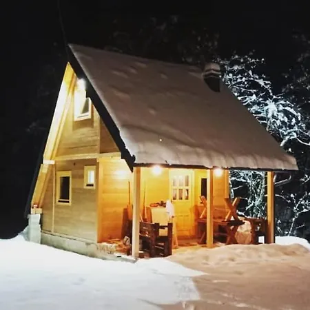 Nase Malo Selo-jahorina Feriehus *