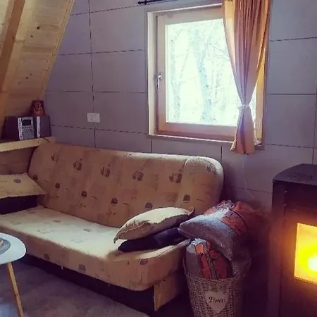 Feriehus Nase Malo Selo-jahorina Dvorista