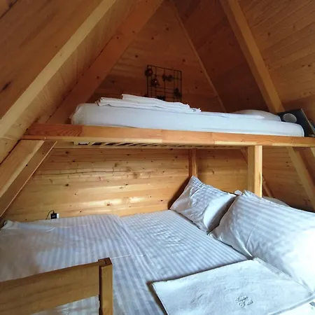 Nase Malo Selo-jahorina Dvorista