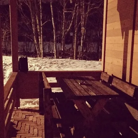 Nase Malo Selo-jahorina * Dvorista